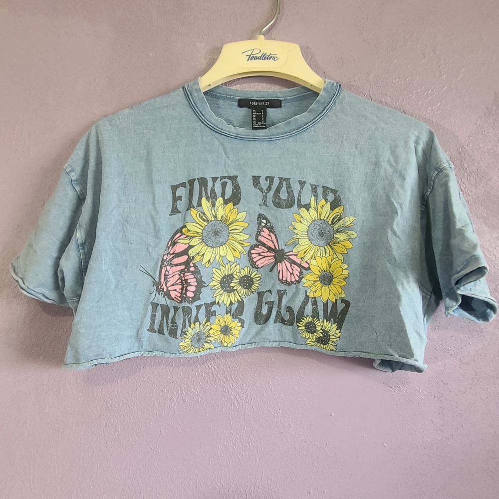 Forever 21 Crop Top Women Small Blue Sunflower Butterfly Graphic Acid Wash Tee